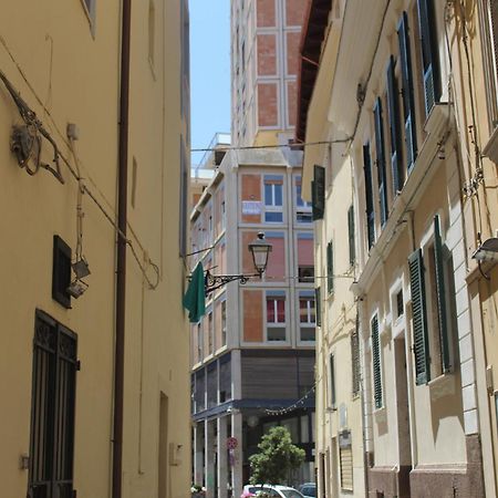 Suite Al Castello Sassari Bagian luar foto