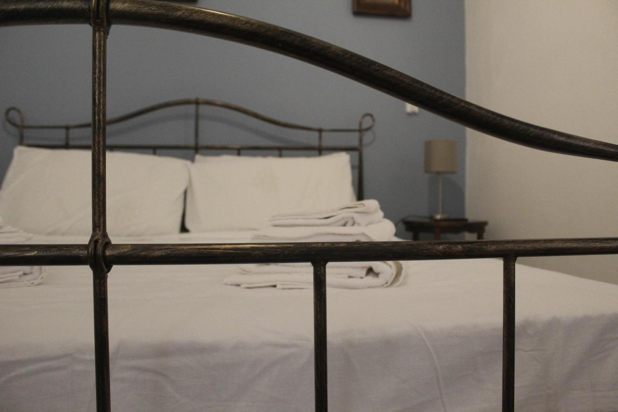 Suite Al Castello Sassari Bagian luar foto